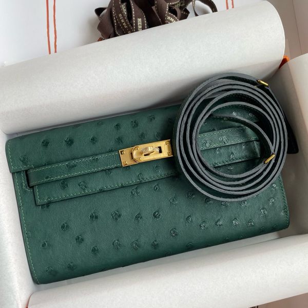 Replica Hermes Kelly Classique To Go Wallet in Malachite Ostrich Leather