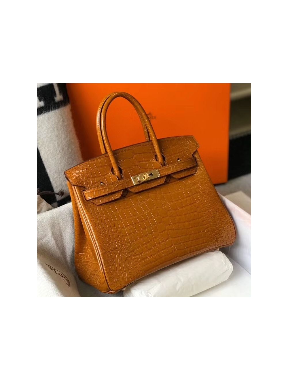 Hermes brown crocodile Birkin bag.  Hermes birkin handbags, Bags, Hermes  bag birkin