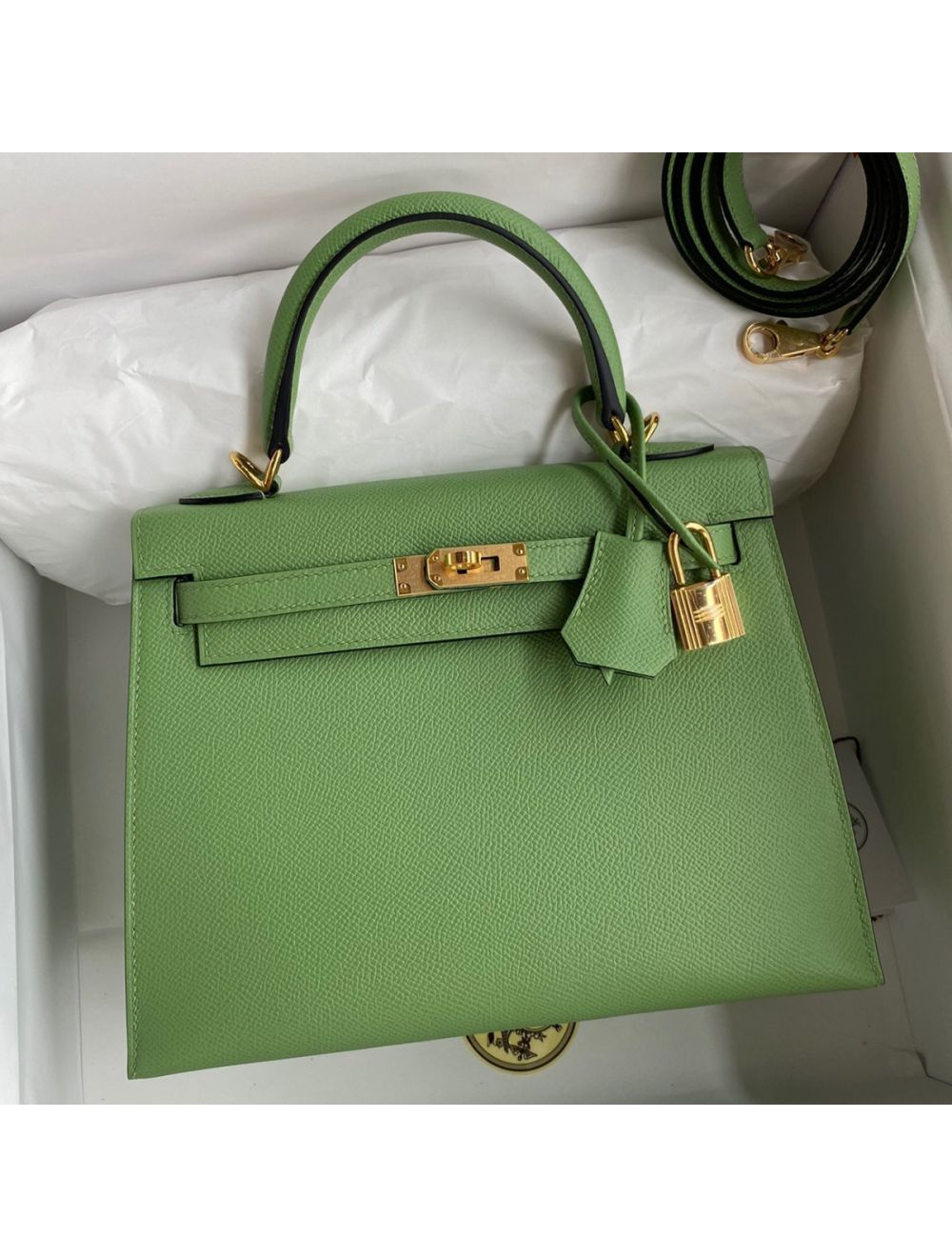 Replica Hermes Kelly Sellier 25 Handmade Bag In Vert Criquet Epsom