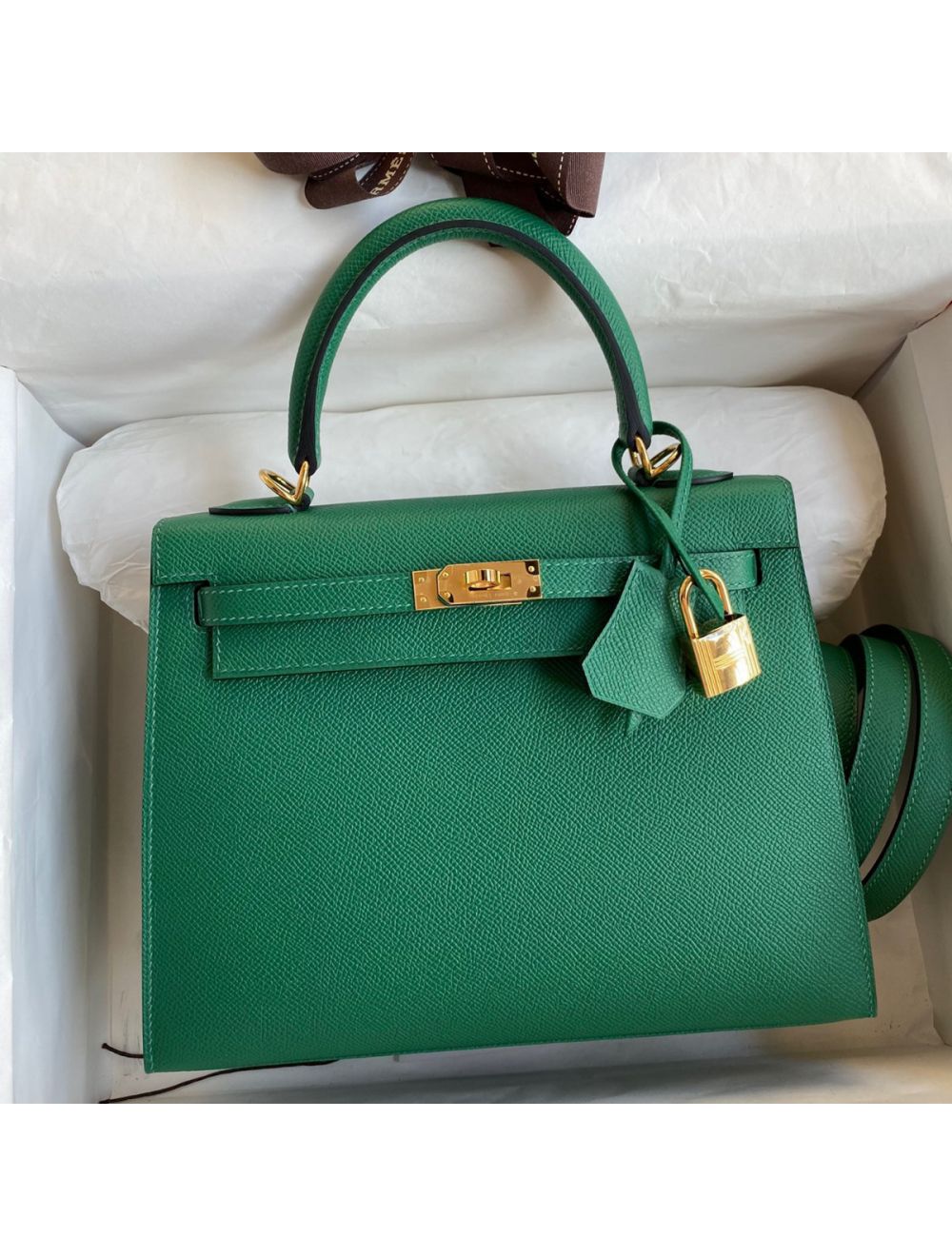 Replica Hermes Kelly 25cm Sellier Bag in Vert Amande Epsom