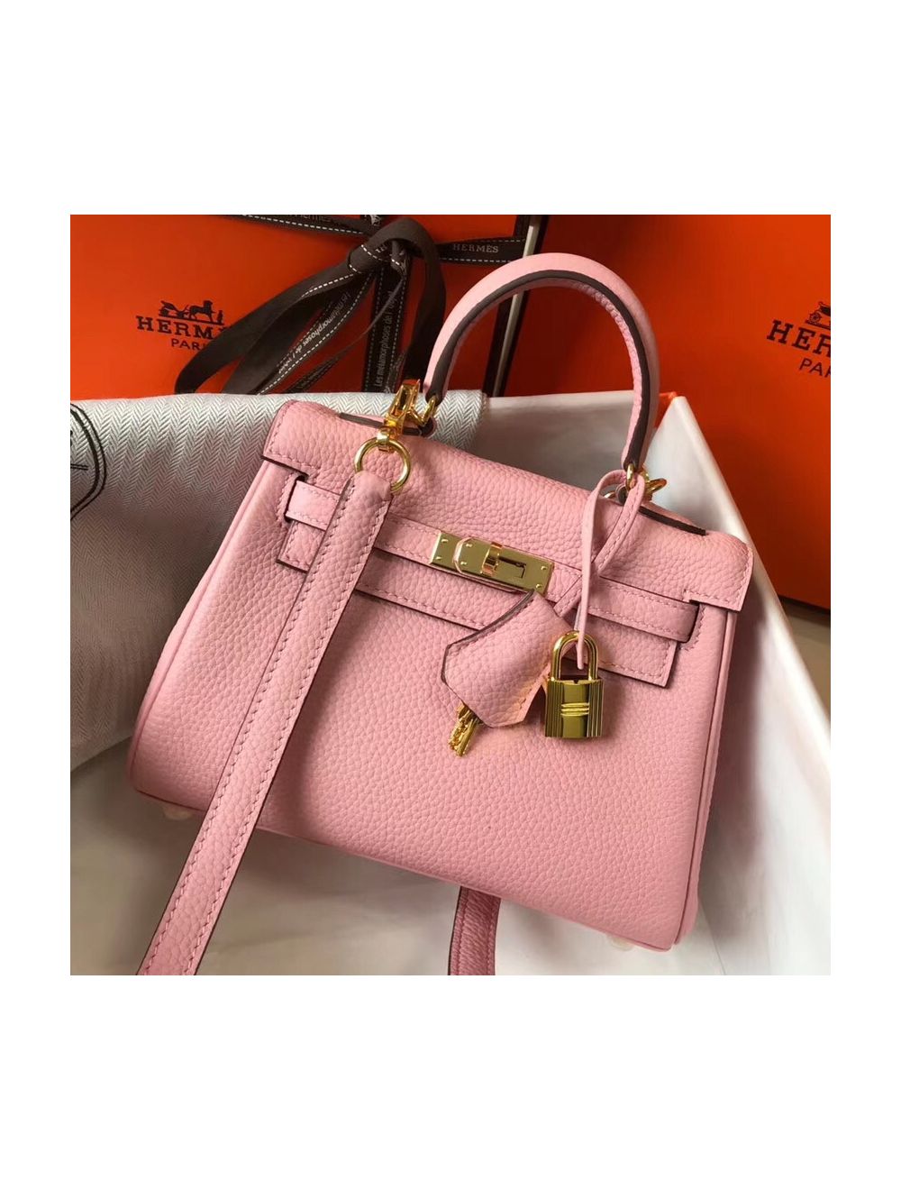 Hermès Kelly 20 cm Handbag in Azalea Pink Epsom Leather
