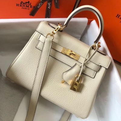 Hermes Blanc Evelyne III Clemence Leather PM Bag – The Closet