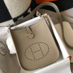 Hermès Constance long wallet to go Grey Leather ref.247398 - Joli